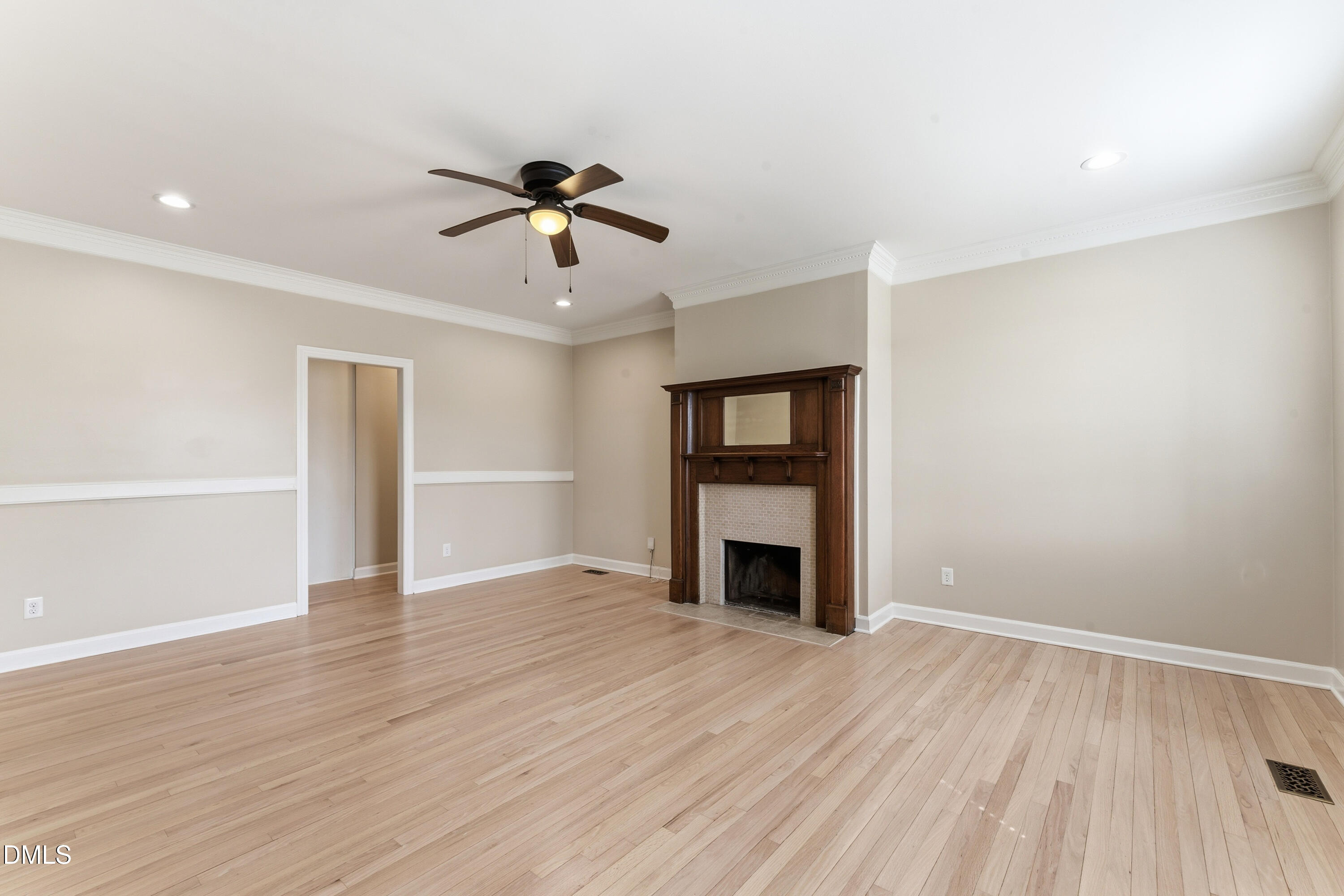 3822 Hope Valley Road Durham, NC 27707 - Photo 8 of 51 family room