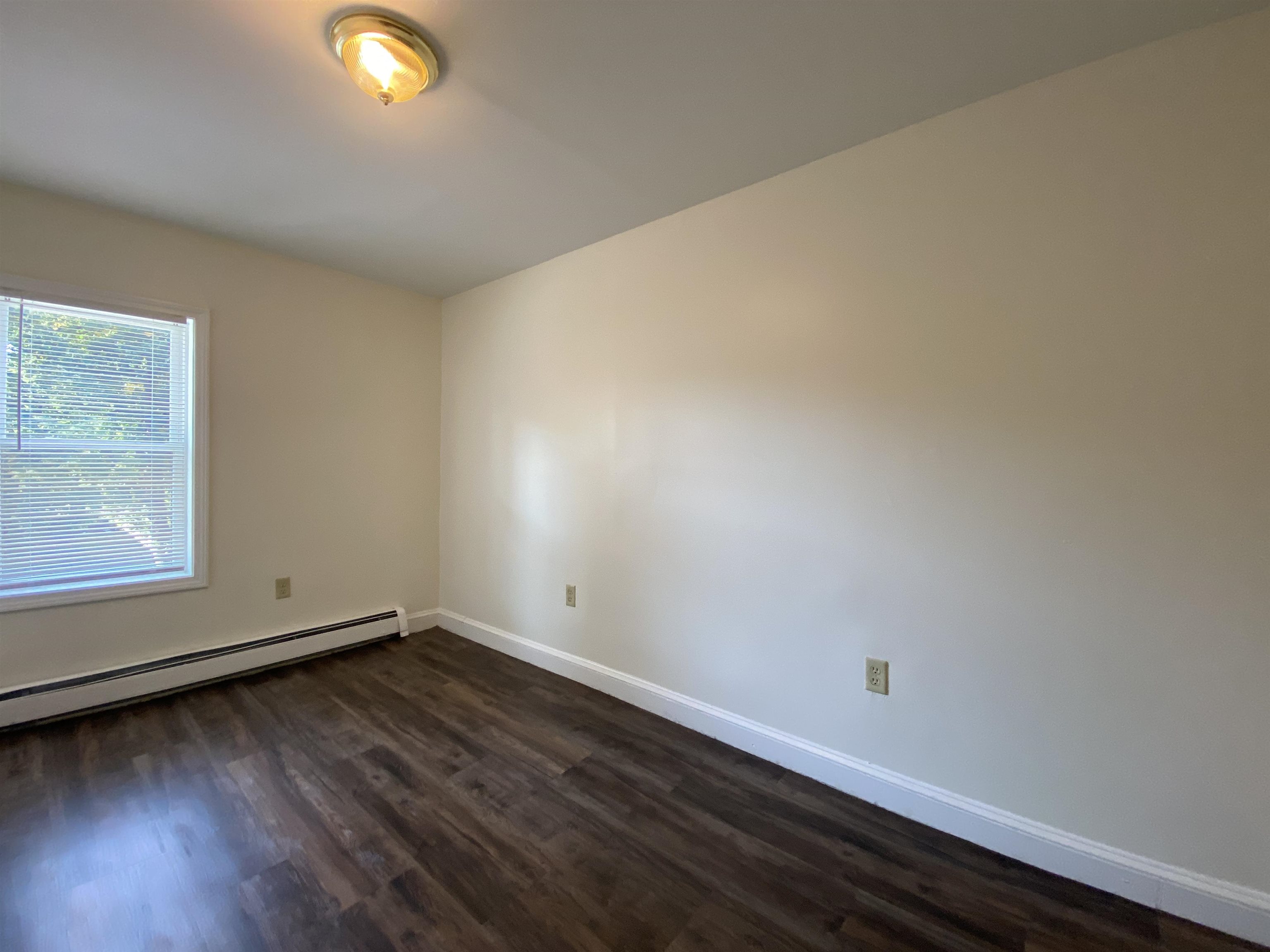 53 Walker Street, Unit 2S Manchester, NH 03102 - Photo 20 of 40