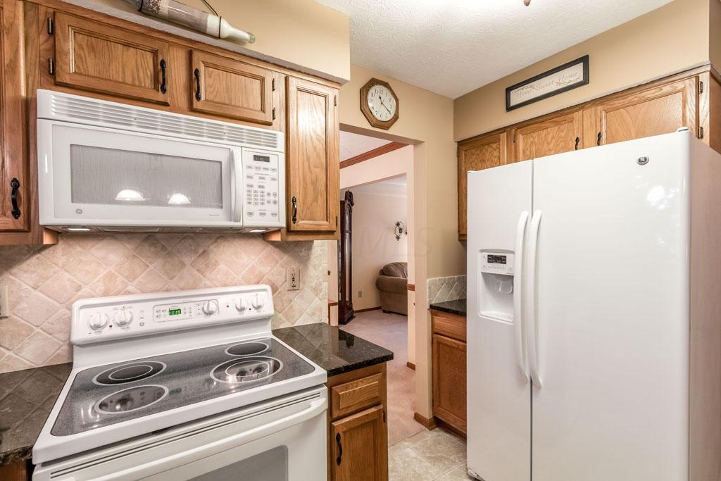 807 Lindenhaven Road Columbus, OH 43230 - Photo 14 of 38