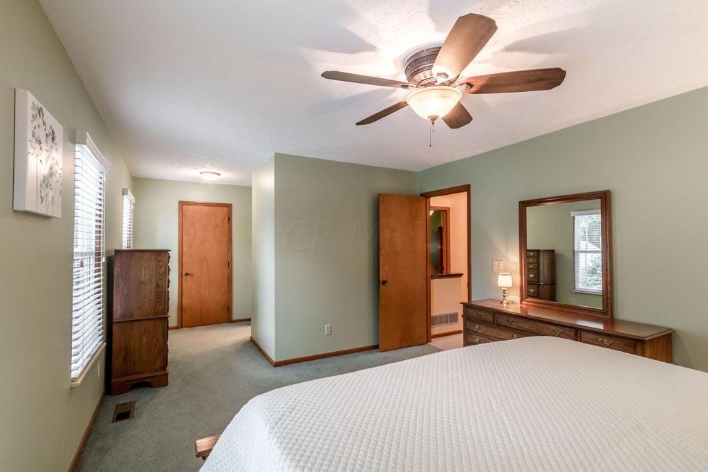 807 Lindenhaven Road Columbus, OH 43230 - Photo 25 of 38