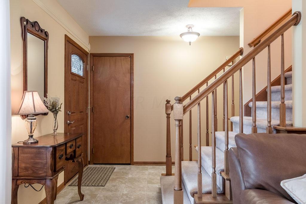 807 Lindenhaven Road Columbus, OH 43230 - Photo 6 of 38