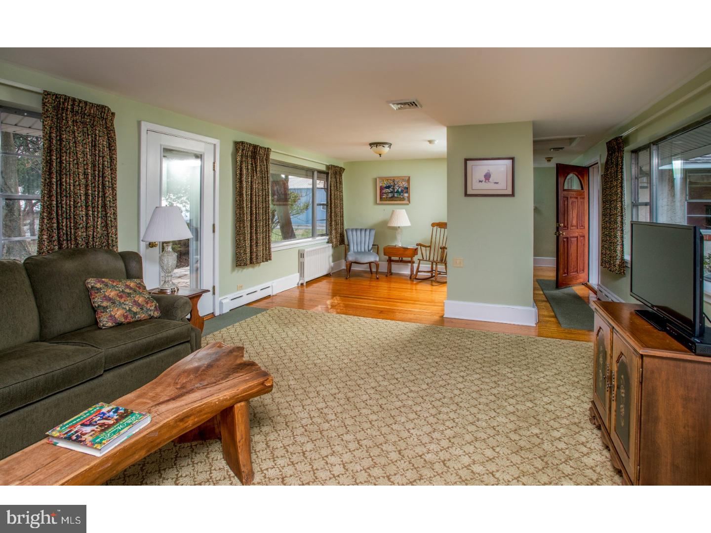 92 Bonnie Brae Road Spring City, PA 19475 - Photo 4 of 15