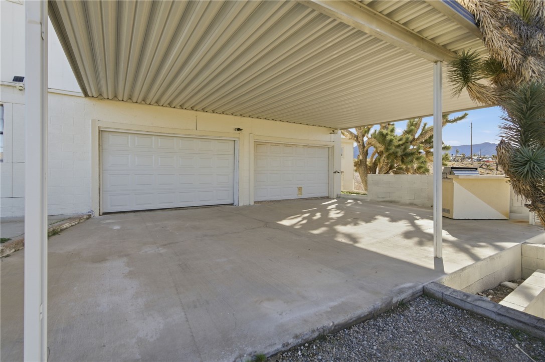 26151 Rainbow Road Meadview, AZ 86444 - Photo 36 of 46 Garage featuring a mountain view