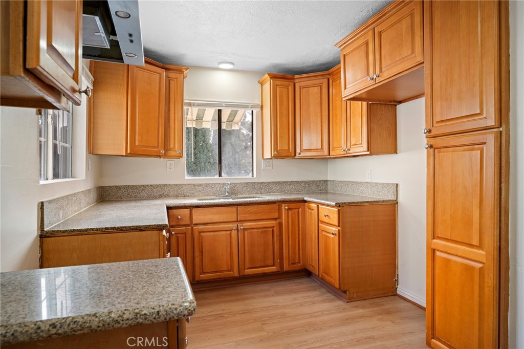 7025 Day Street Tujunga, CA 91042 - Photo 9 of 33