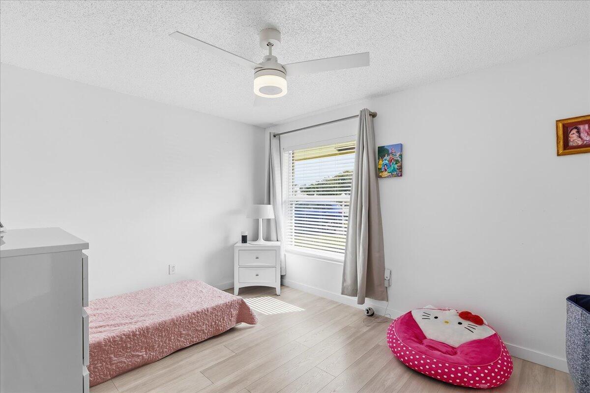 901 Southwest 111th Way Davie, FL 33324 - Photo 21 of 45 Bedroom 2
