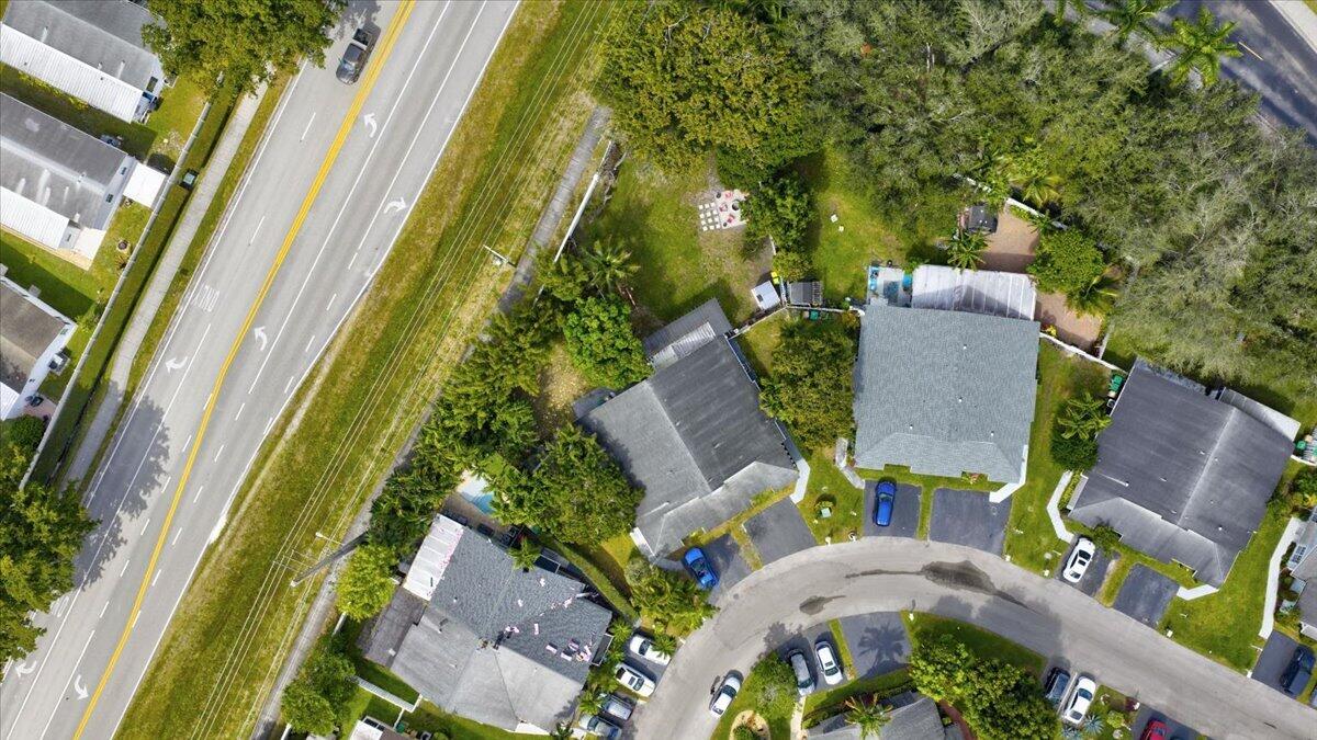 901 Southwest 111th Way Davie, FL 33324 - Photo 36 of 45 Aerial