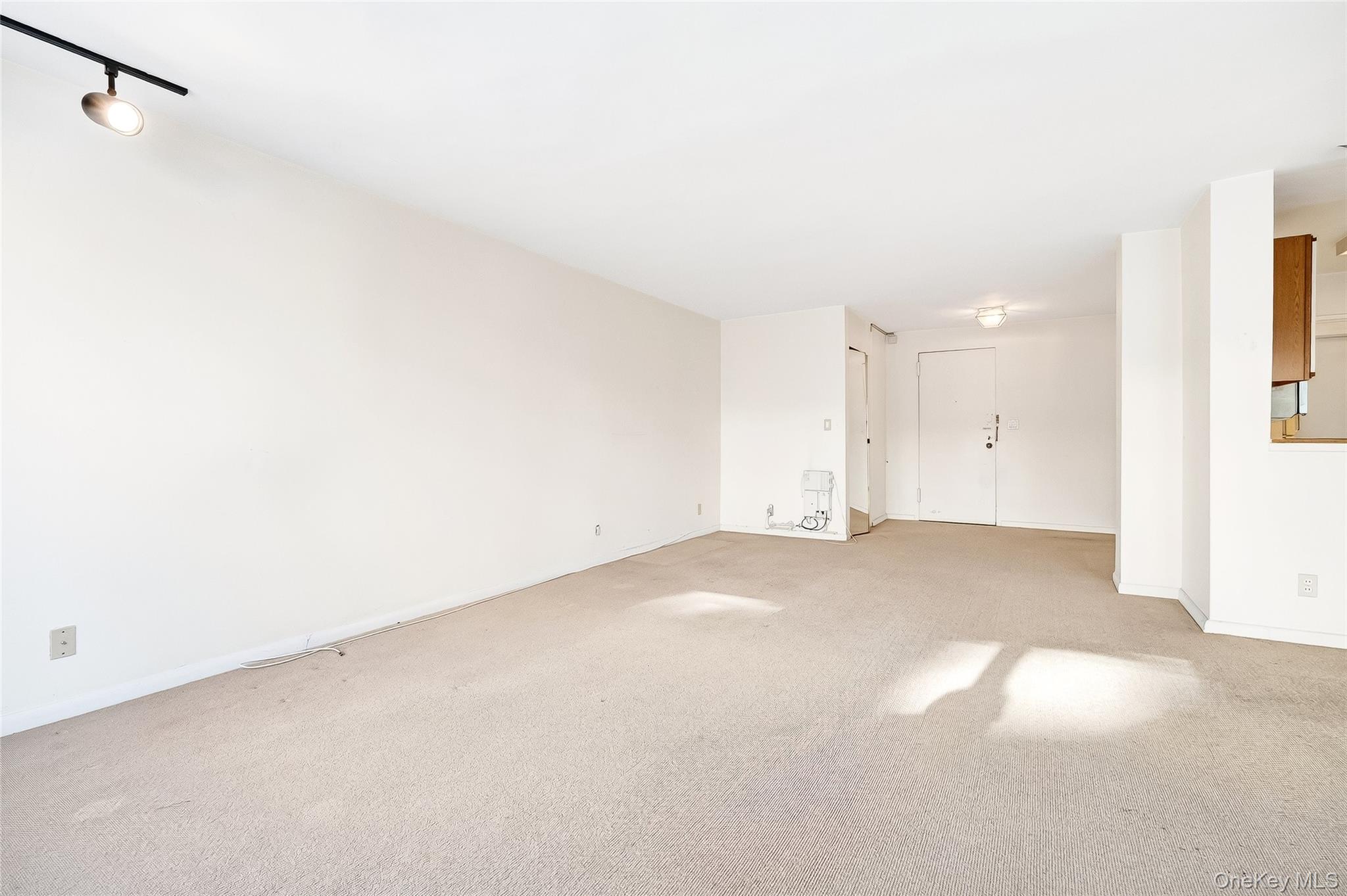 12 Old Mamaroneck Road, Unit 2G White Plains, NY 10605 - Photo 12 of 38 a view of empty room