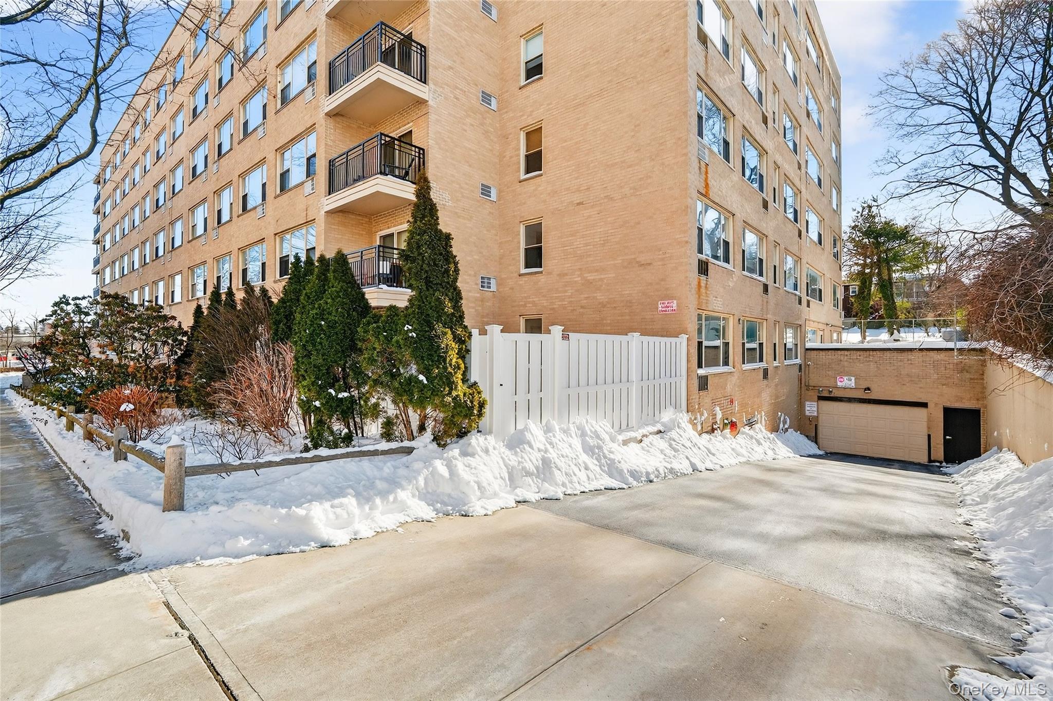 12 Old Mamaroneck Road, Unit 2G White Plains, NY 10605 - Photo 36 of 38 a view of a street with building in the background