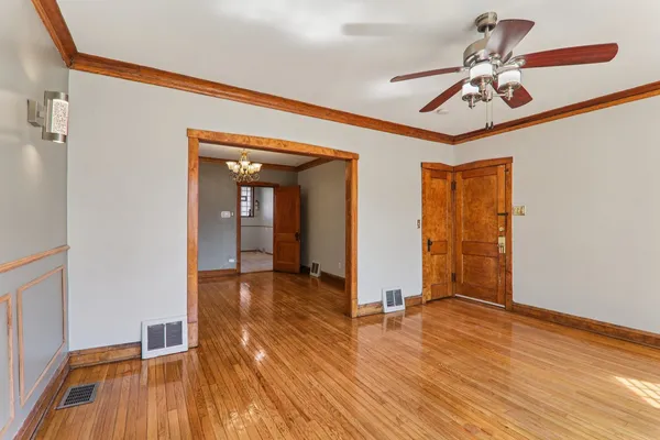 $359,900 | 1226 West 77th Street, Chicago, IL 60620