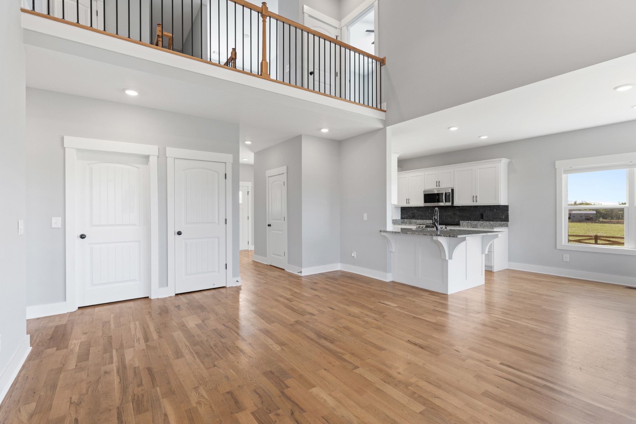 5450 Highway 431 Springfield, TN 37172 - Photo 13 of 54 a view of kitchen with stove and refrigerator
