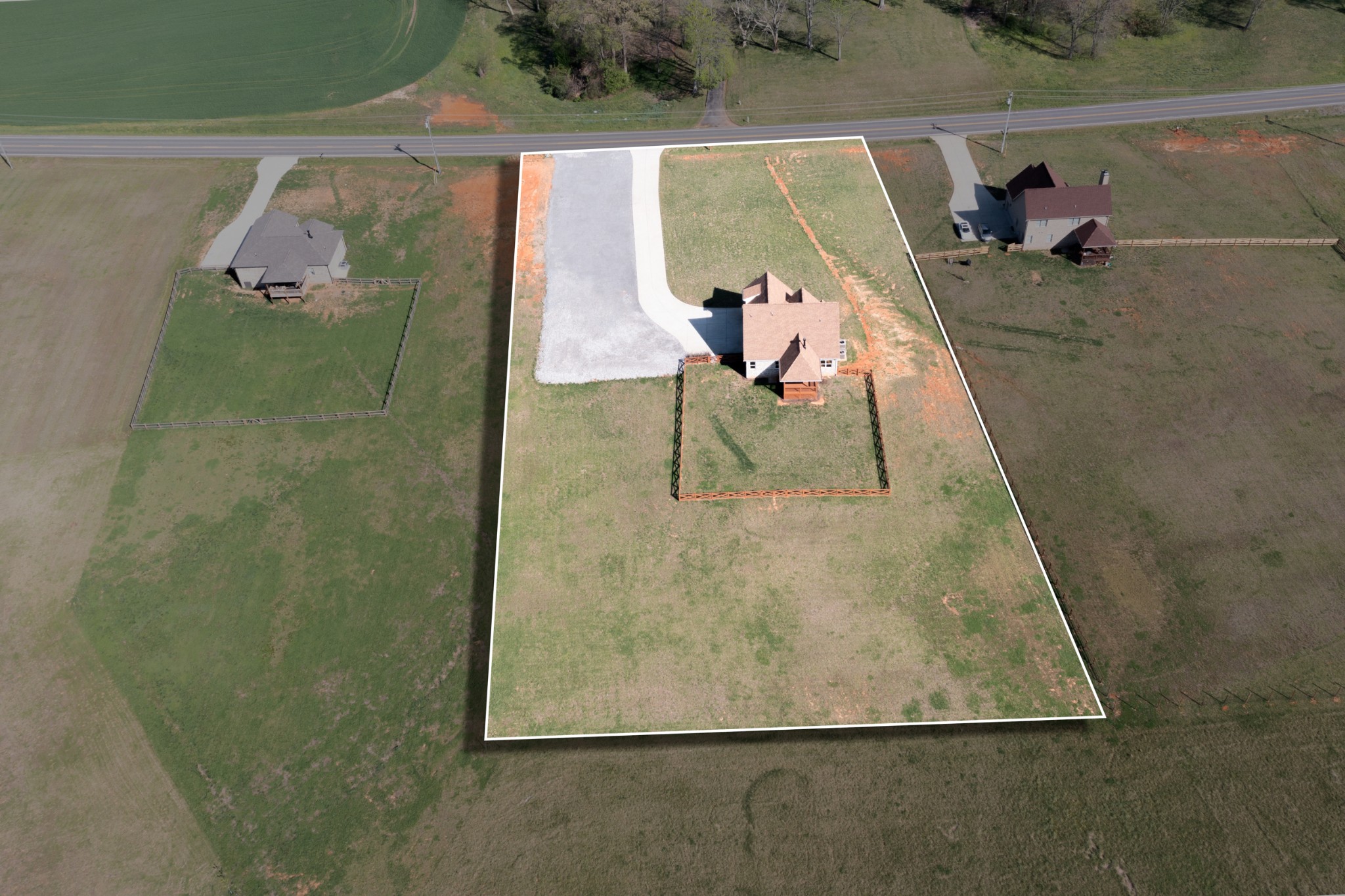 5450 Highway 431 Springfield, TN 37172 - Photo 51 of 54 view of wooden cabinet