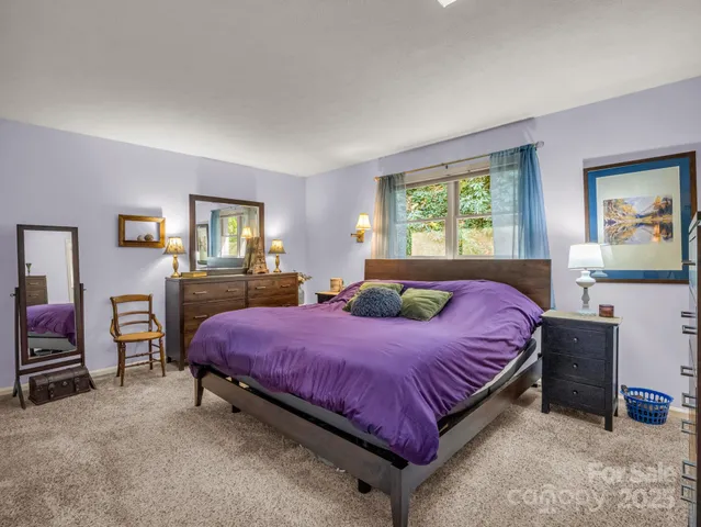 $465,000 | 119 Long John Drive, Hendersonville, NC 28791