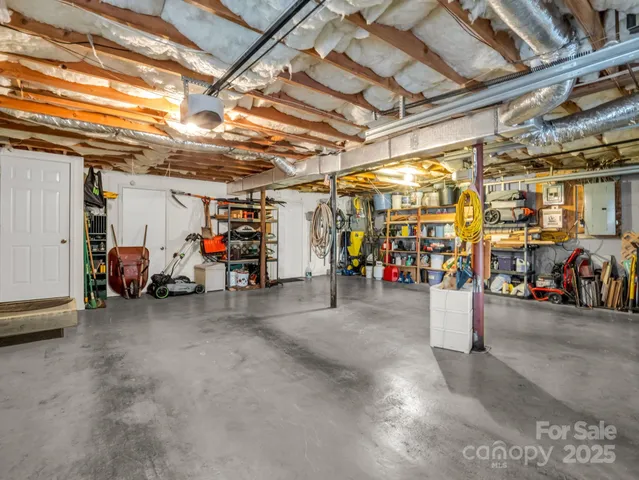 $465,000 | 119 Long John Drive, Hendersonville, NC 28791