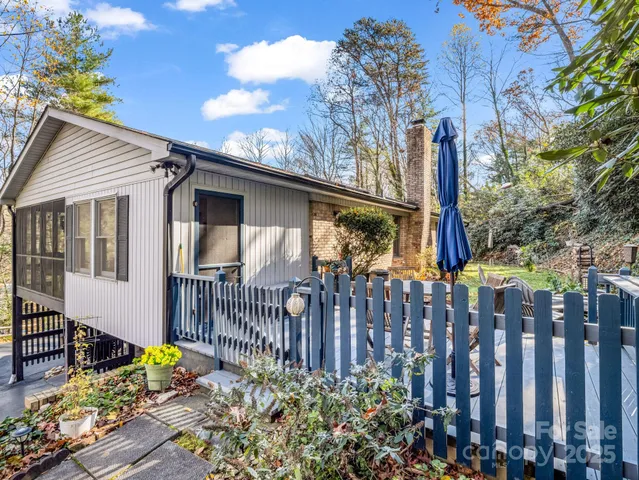 $465,000 | 119 Long John Drive, Hendersonville, NC 28791