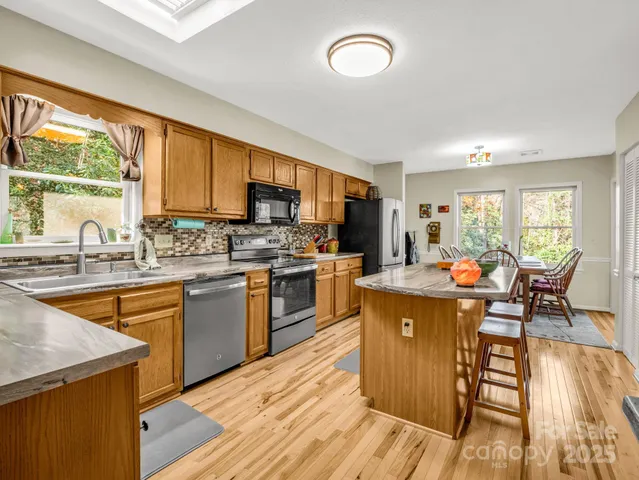 $465,000 | 119 Long John Drive, Hendersonville, NC 28791