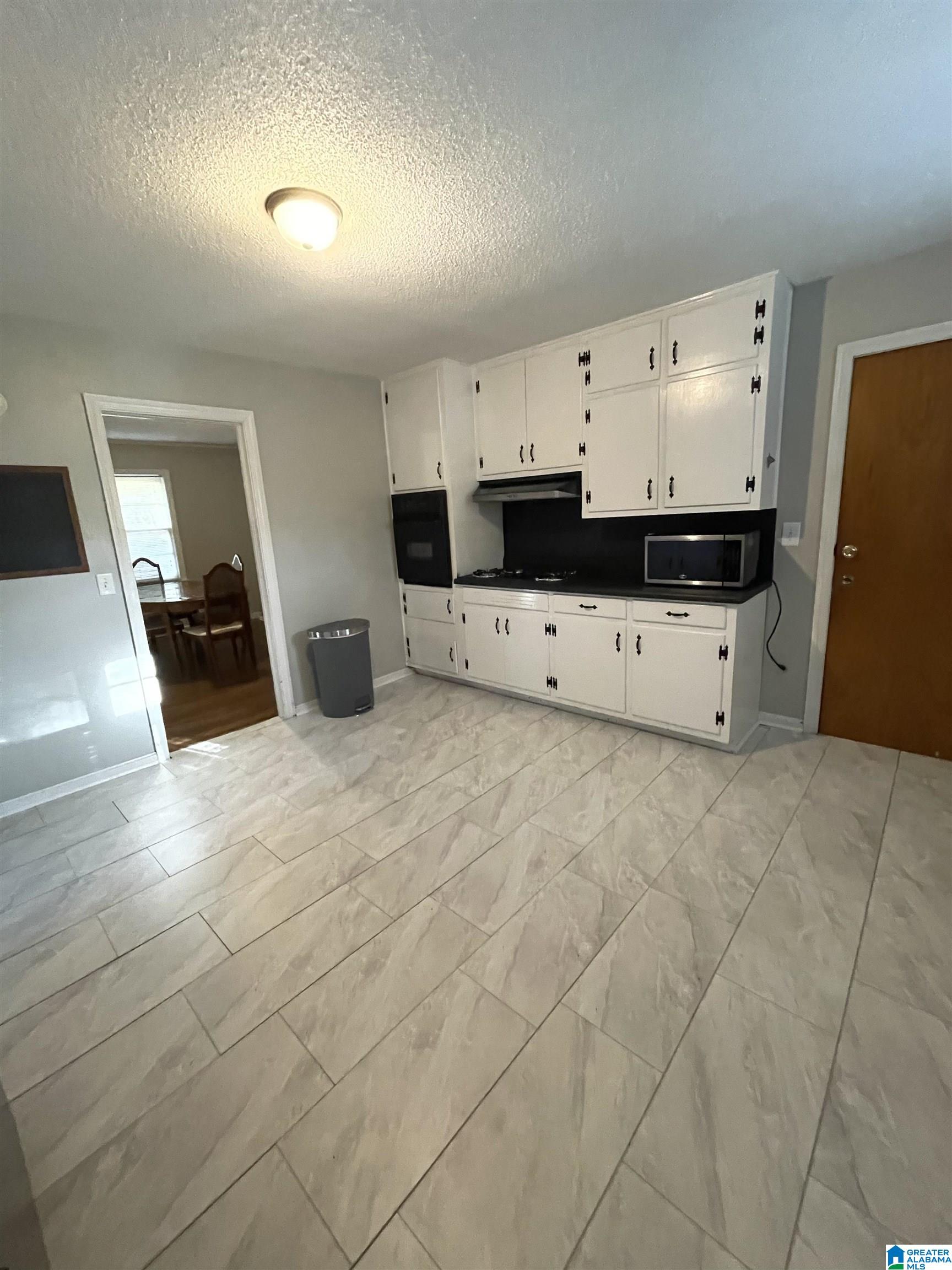 1711 Pinedale Road Clanton, AL 35046 - Photo 12 of 37 Gallery Image 12