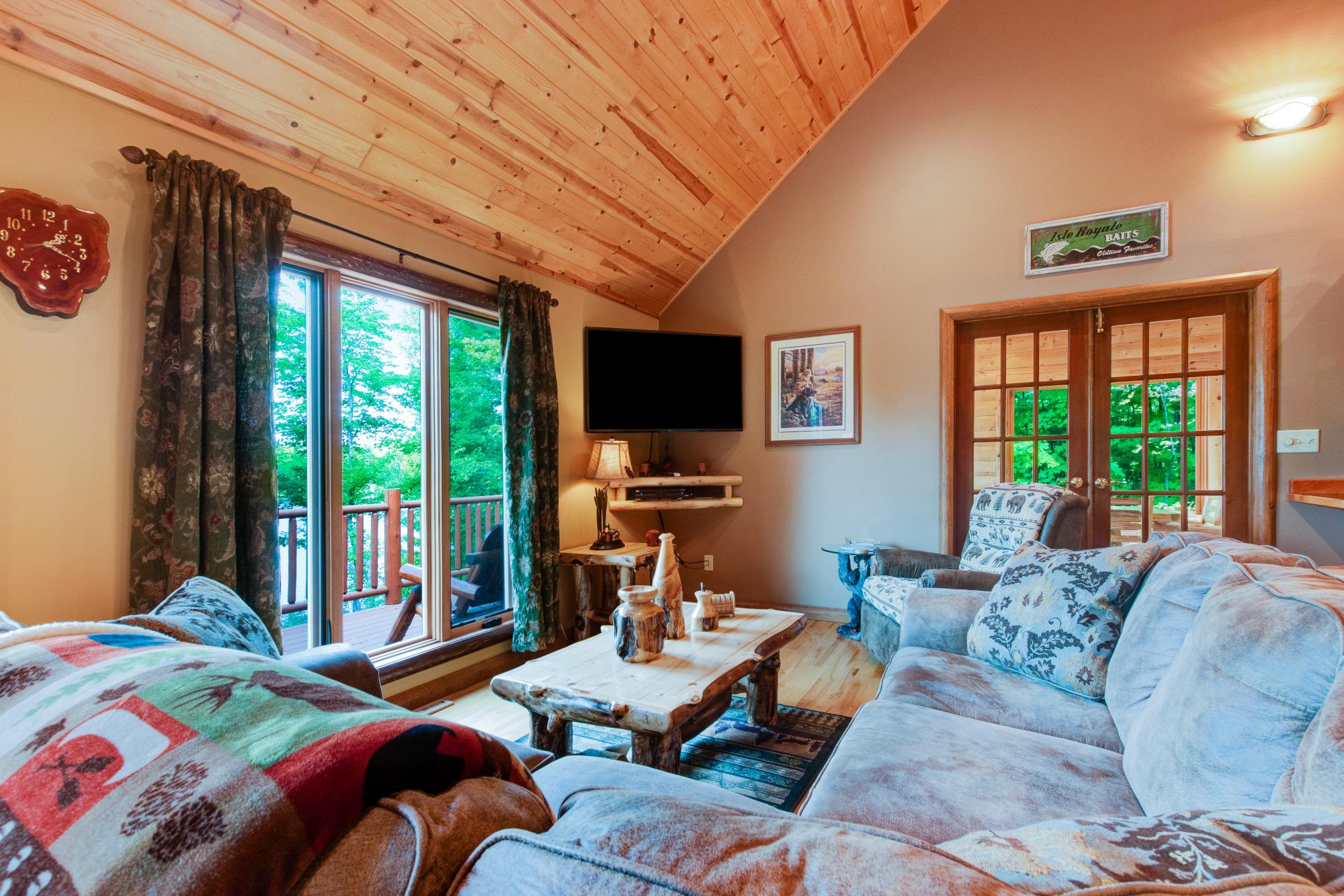 12070 Baer Road Presque Isle, WI 54557 - Photo 6 of 28 Gallery Image 6