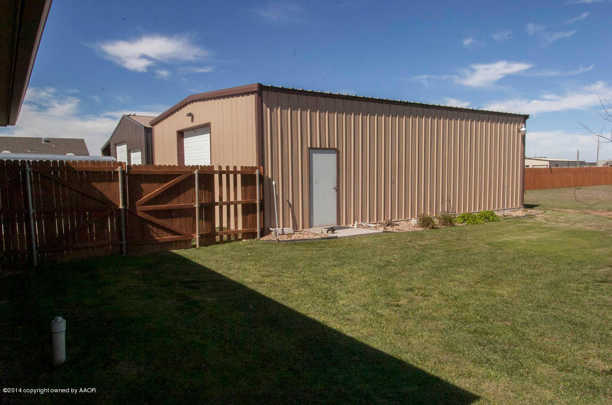 18800 Stone Creek Road Bushland, TX 79124 - Photo 23 of 25 YARD VIEW 2