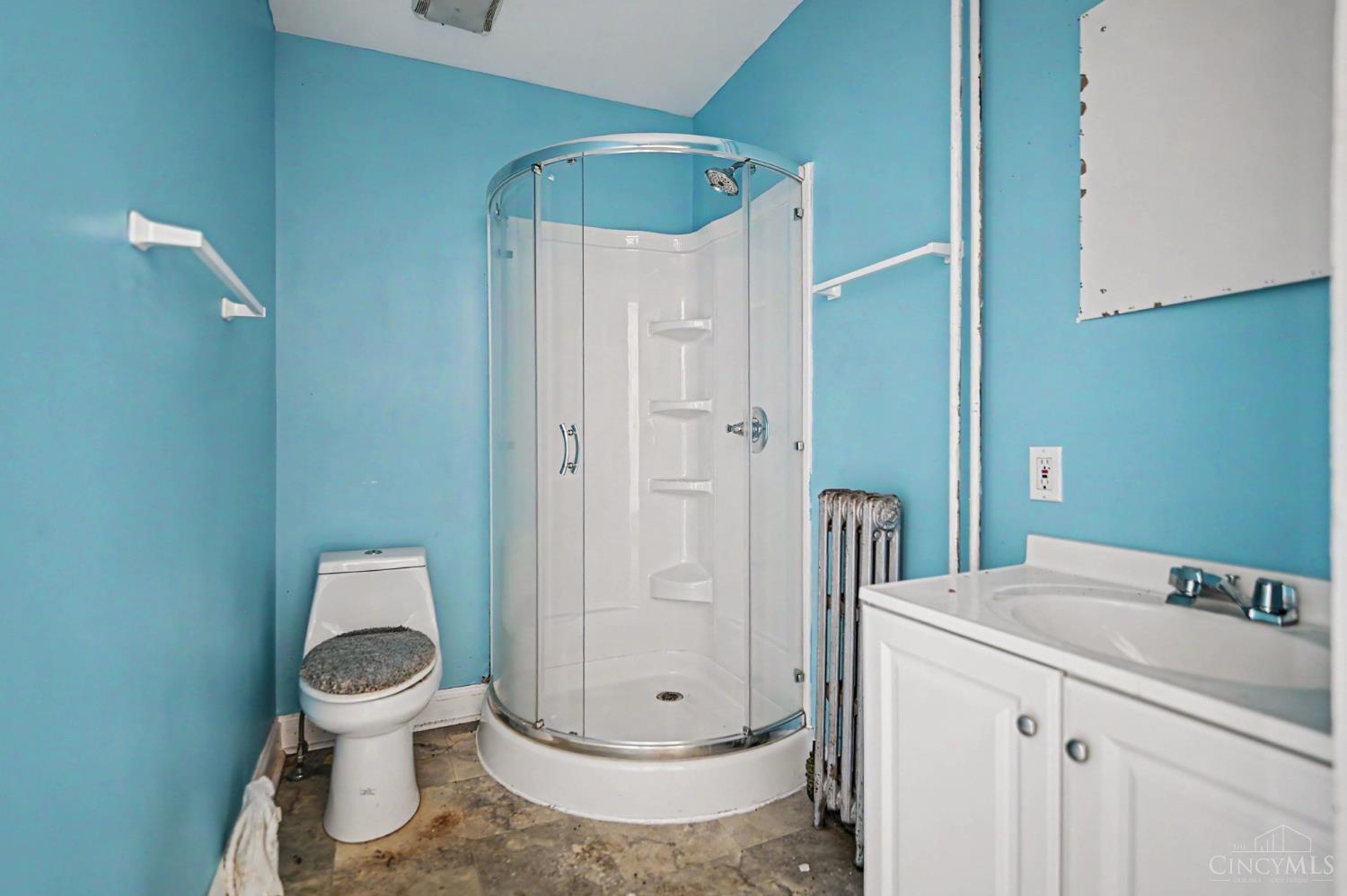 7126 River Road Cincinnati, OH 45233 - Photo 12 of 24