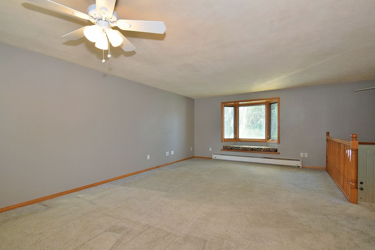 1904 North Laura Road Spokane Valley, WA 99212 - Photo 3 of 20