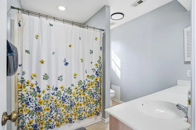 $325,000 | 207 Hastings Drive, Goose Creek, SC 29445