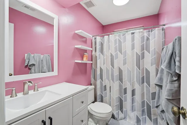 $325,000 | 207 Hastings Drive, Goose Creek, SC 29445