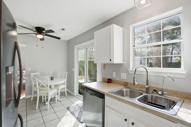 $325,000 | 207 Hastings Drive, Goose Creek, SC 29445