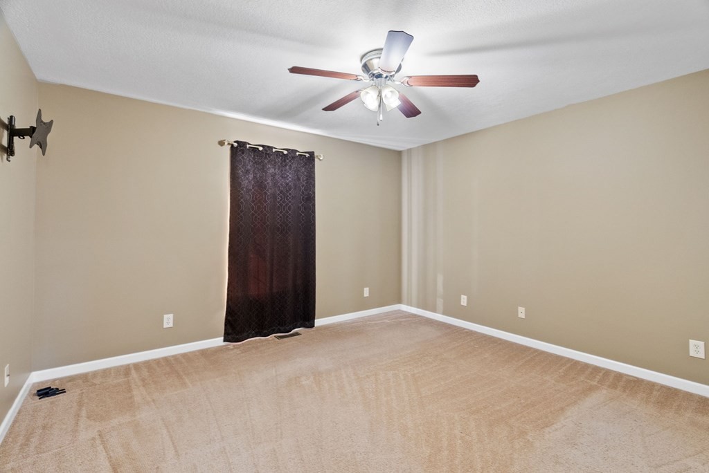 1927 McCleary Road Sevierville, TN 37876 - Photo 16 of 35 Gallery Image 16