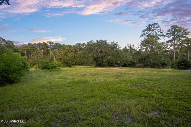 $1,150,000 | 6.37-acres Dixie Street, Ocean Springs, MS 39564