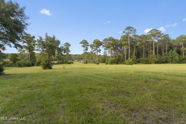 $1,150,000 | 6.37-acres Dixie Street, Ocean Springs, MS 39564