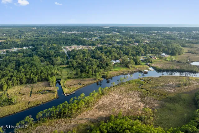 $1,150,000 | 6.37-acres Dixie Street, Ocean Springs, MS 39564