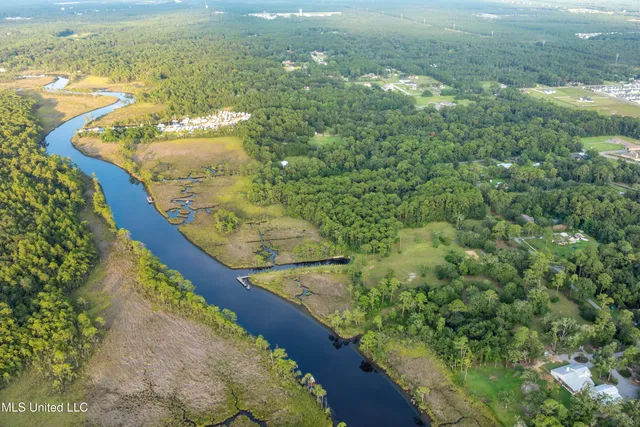 $1,150,000 | 6.37-acres Dixie Street, Ocean Springs, MS 39564