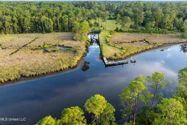 $1,150,000 | 6.37-acres Dixie Street, Ocean Springs, MS 39564