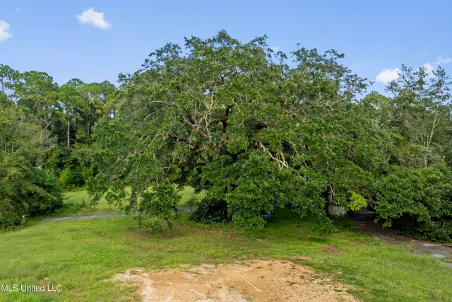 $1,150,000 | 6.37-acres Dixie Street, Ocean Springs, MS 39564