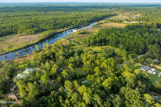 $1,150,000 | 6.37-acres Dixie Street, Ocean Springs, MS 39564
