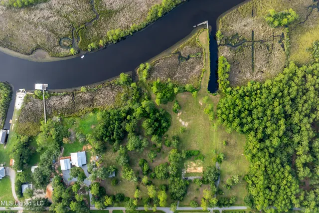 $1,150,000 | 6.37-acres Dixie Street, Ocean Springs, MS 39564