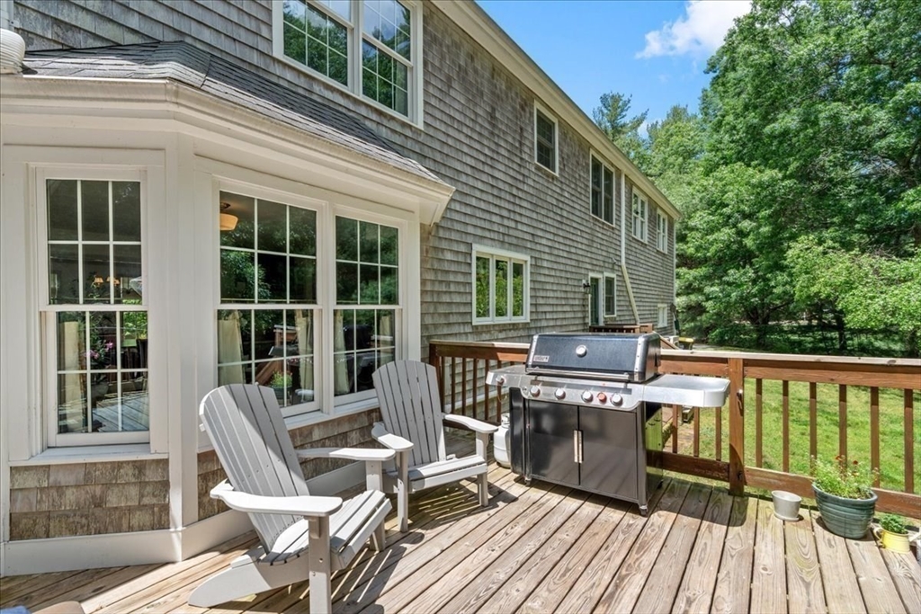 20 Lewis Farm Road Duxbury, MA 02332 - Photo 33 of 38 Gallery Image 33