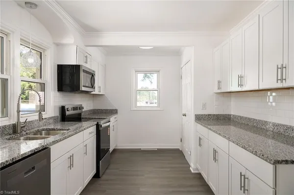 $329,900 | 600 East Fairfield Road, High Point, NC 27263