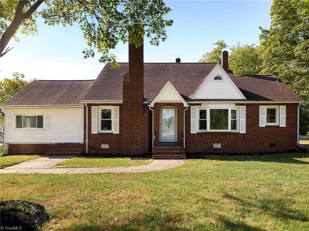 600 East Fairfield Road High Point, NC 27263 - Photo 3 of 38 Front Exterior
