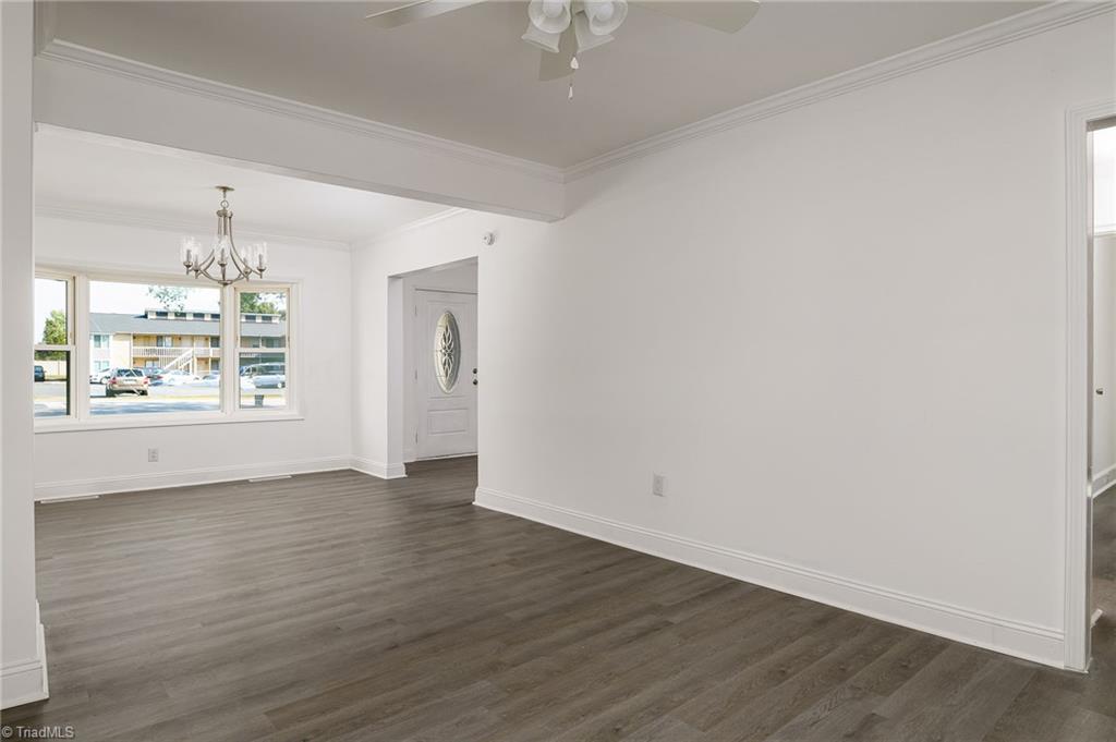 600 East Fairfield Road High Point, NC 27263 - Photo 10 of 38 Sitting Room/ Dining