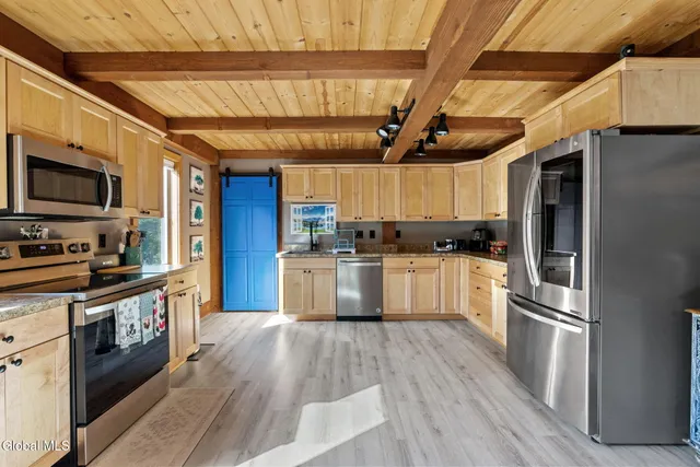 $480,000 | 522 Starr Road, Coeymans, NY 12143