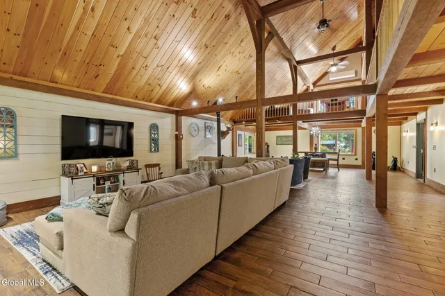 $480,000 | 522 Starr Road, Coeymans, NY 12143