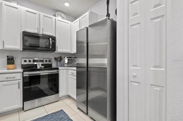 $1,800 | 3423 Parkridge Circle, Unit 19101, Sarasota, FL 34243