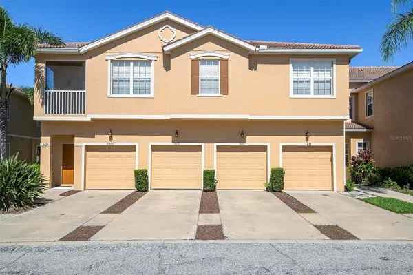 $1,800 | 3423 Parkridge Circle, Unit 19101, Sarasota, FL 34243