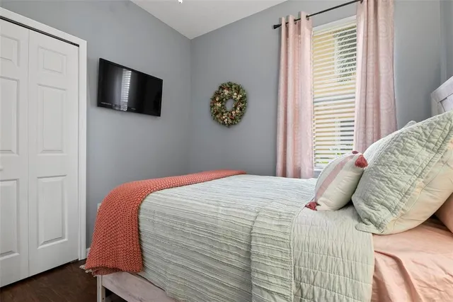 $1,700 | 3423 Parkridge Circle, Unit 19101, Sarasota, FL 34243