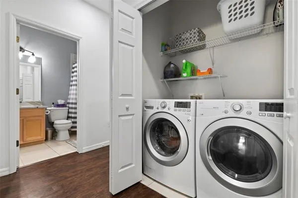 $1,800 | 3423 Parkridge Circle, Unit 19101, Sarasota, FL 34243