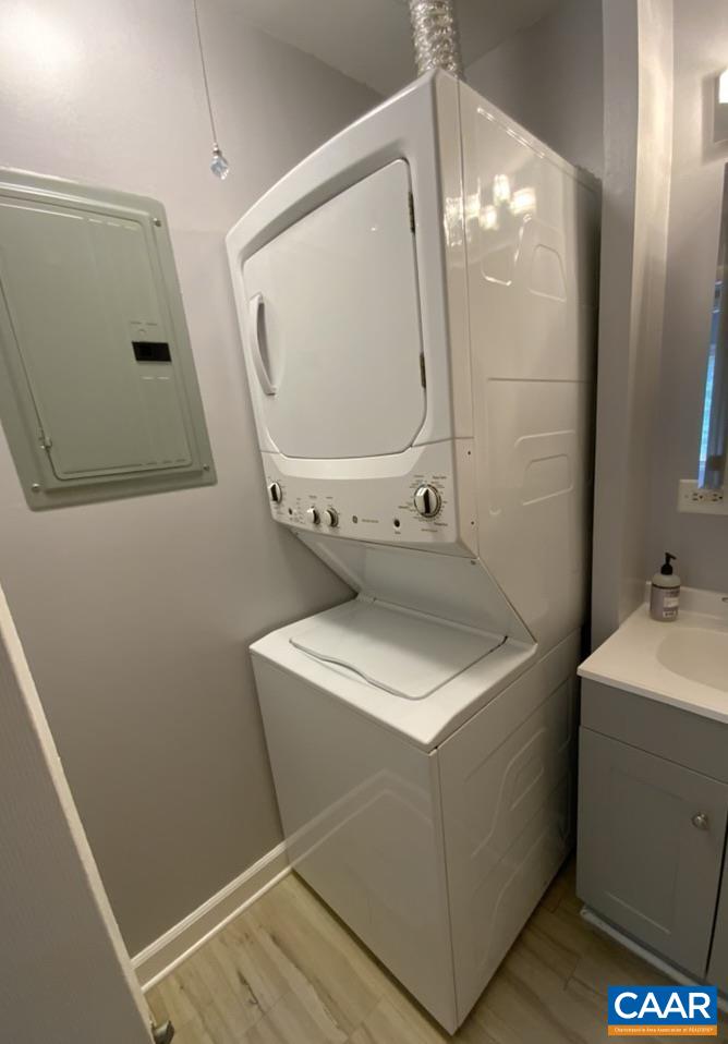 117 Berry Street, Unit 12 Orange, VA 22960 - Photo 10 of 10 a utility room with washer and dryer