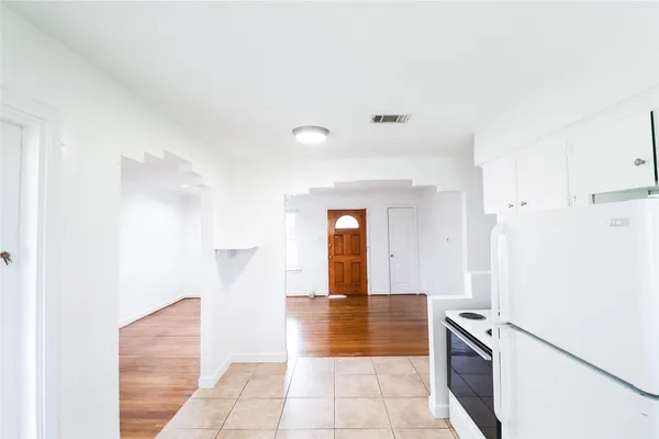 $1,800 | 4513 Nina Lee Lane, Houston, TX 77092