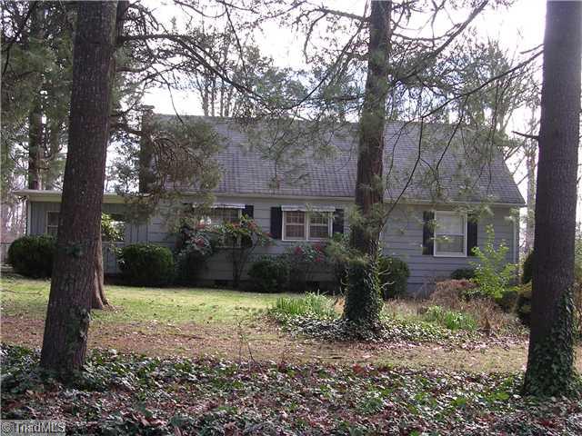 528 Holyoke Road Pleasant Garden, NC 27313 - Photo 2 of 16 Exterior Front.