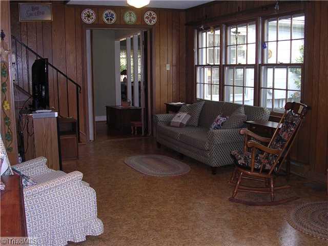 528 Holyoke Road Pleasant Garden, NC 27313 - Photo 8 of 16 Den/Family/Great Room.